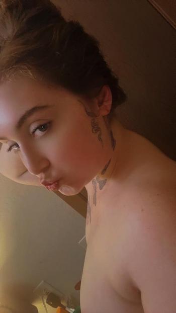 Southern bell, 23  female escort, St. Cloud